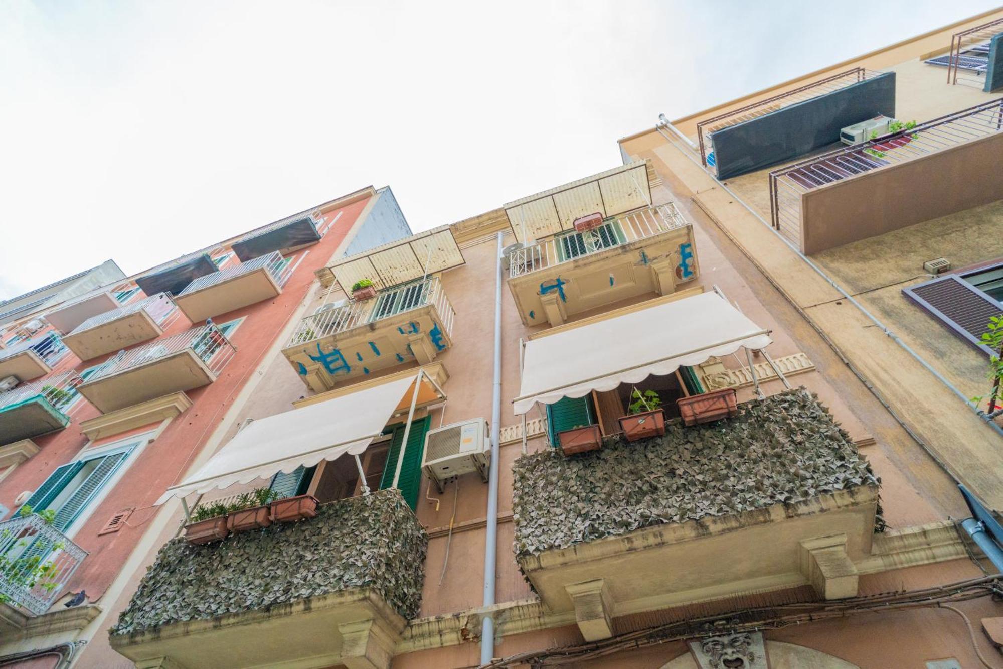 Appartamento Dimora Dante 310 Bari Esterno foto